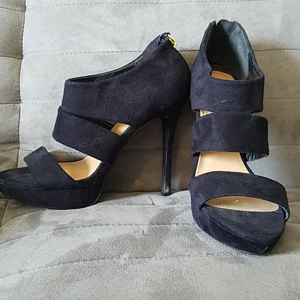 Black stilettos heels